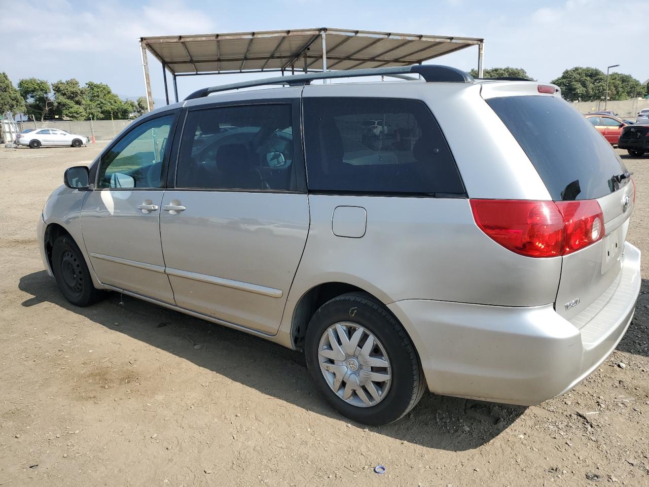 Image 2 of 2007 TOYOTA SIENNA CE 2007 with VIN 5TDZK23C07S042954