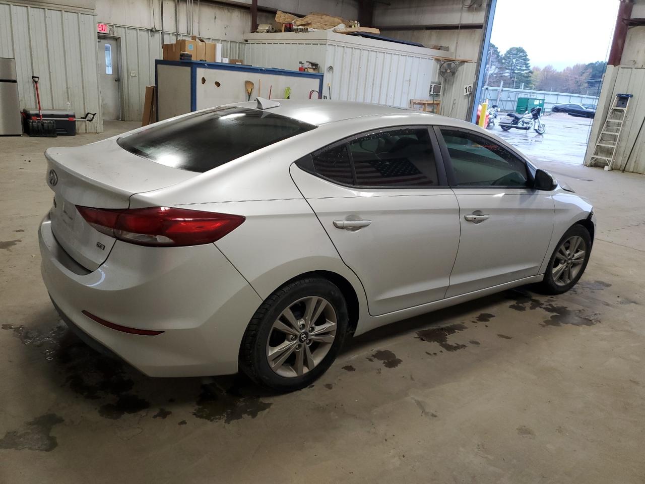 Изображение 3 2017 HYUNDAI ELANTRA SE 2017 с VIN 5NPD84LF5HH142702
