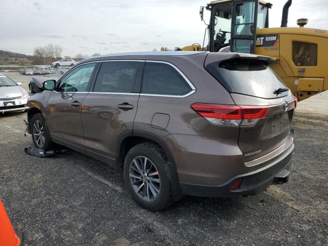 Изображение 2 2017 TOYOTA HIGHLANDER SE 2017 с VIN 5TDJZRFH2HS446994