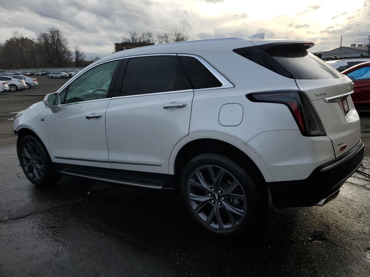 Obraz 2 z 2019 CADILLAC XT5 LUXURY 2019 z VIN 1GYKNDRS8KZ271130