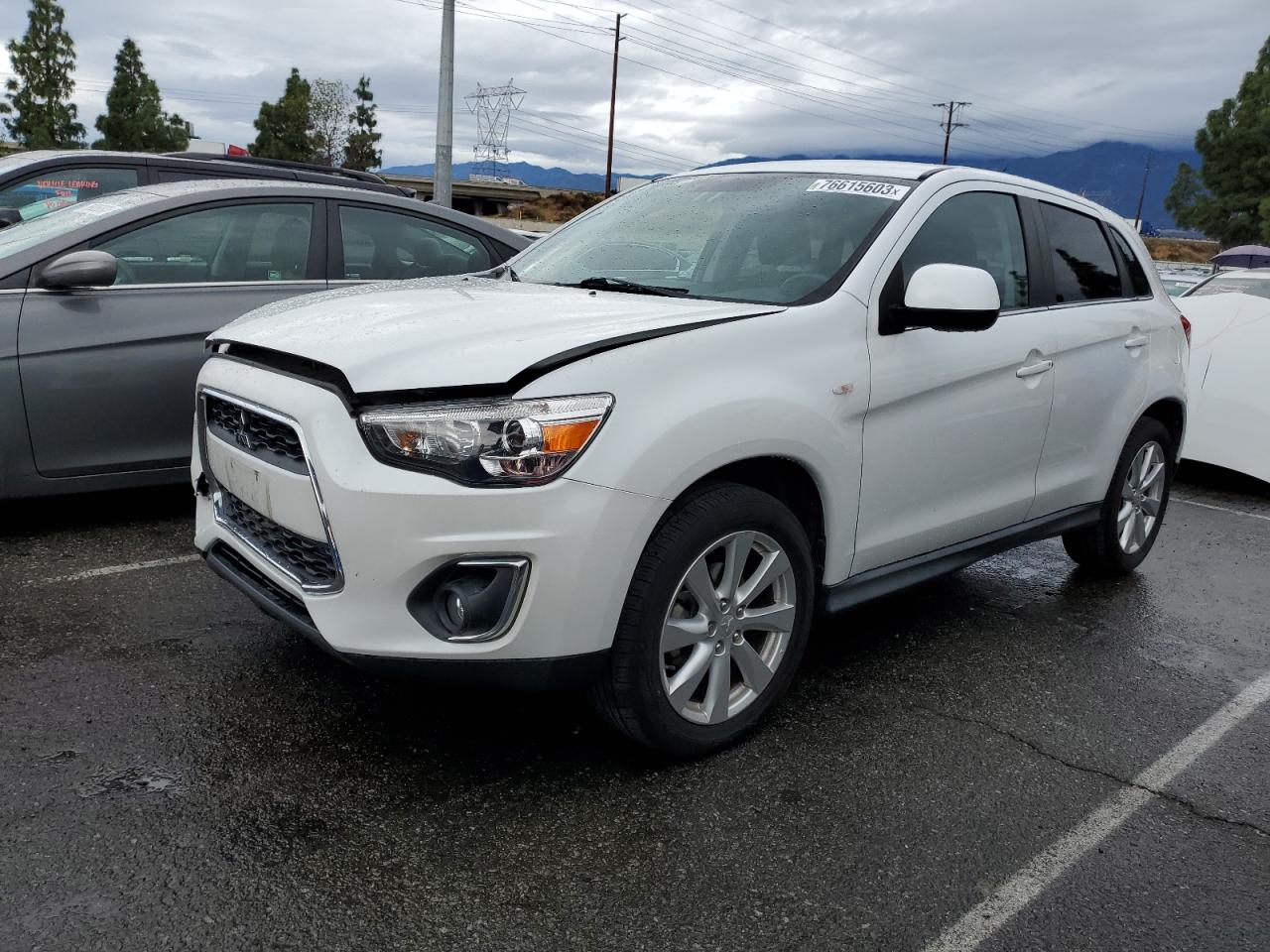 Obraz 2014 MITSUBISHI OUTLANDER SPORT SE 2014