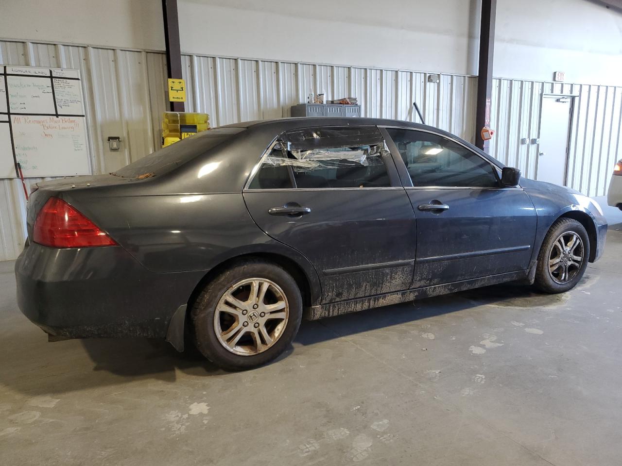 Изображение 3 2006 HONDA ACCORD EX 2006 с VIN 1HGCM56736A025255