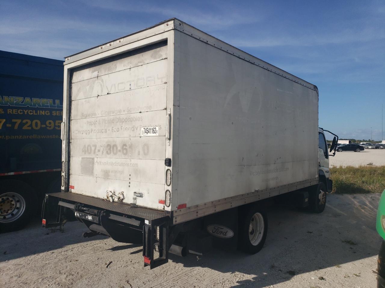 Obraz 3 z 2006 FORD LOW CAB FORWARD LCF450 2006 z VIN 3FRLL45Z06V269072