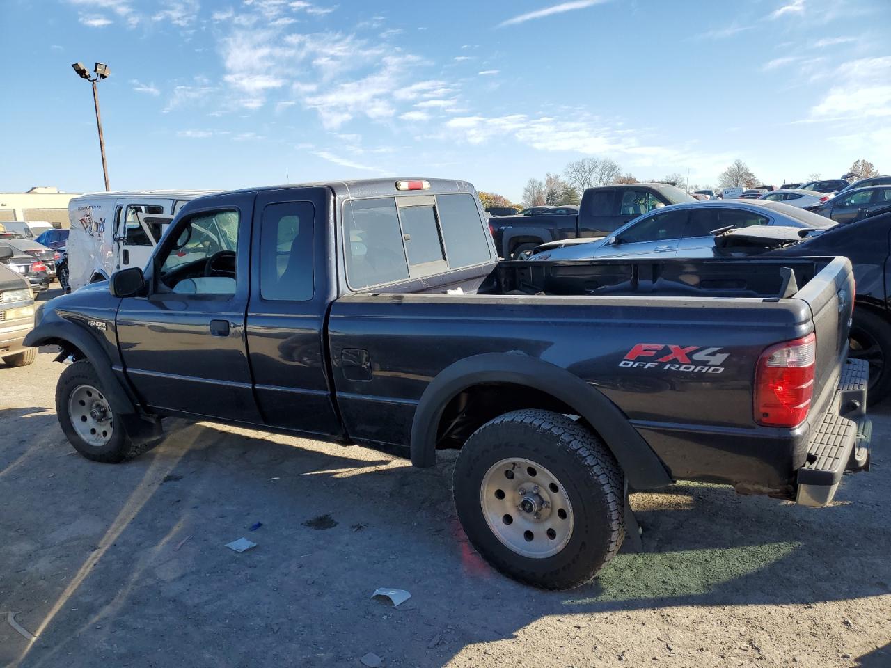 Изображение 2 2002 FORD RANGER SUPER CAB 2002 с VIN 1FTZR45E02TA42680