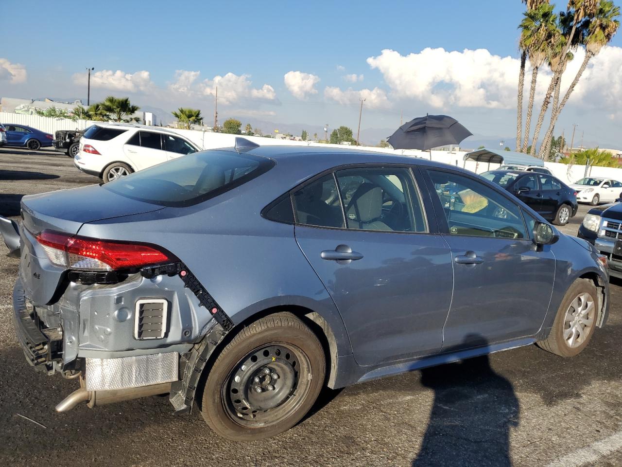 Изображение 3 2022 TOYOTA COROLLA LE 2022 с VIN JTDEPMAE8N3021249