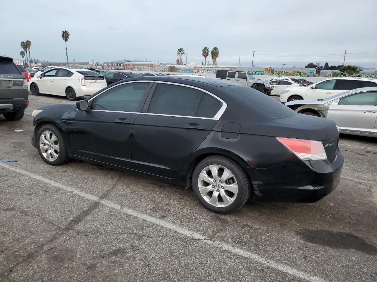 Изображение 2 2010 HONDA ACCORD EX 2010 с VIN 1HGCP2F77AA165940