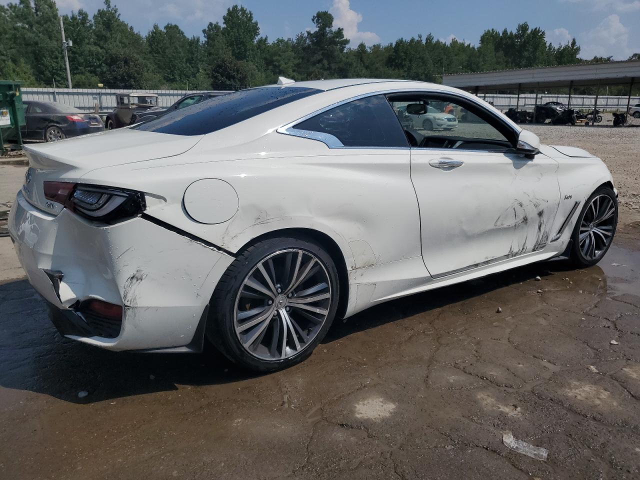 Изображение 3 Infiniti Q60 Premium 2017 с VIN JN1EV7EK6HM360455