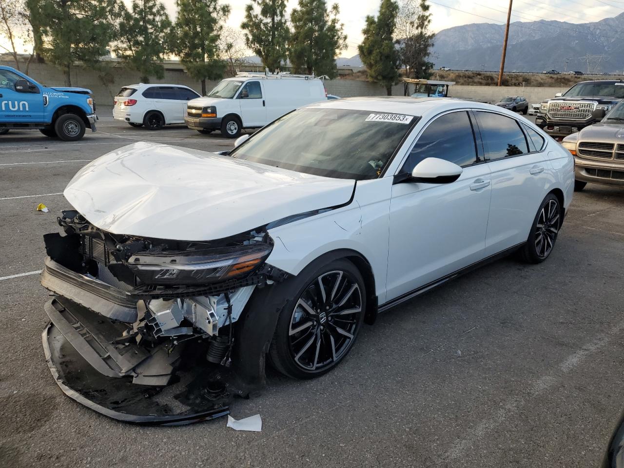 Изображение 1 2024 HONDA ACCORD TOURING HYBRID 2024 с VIN 1HGCY2F83RA004860