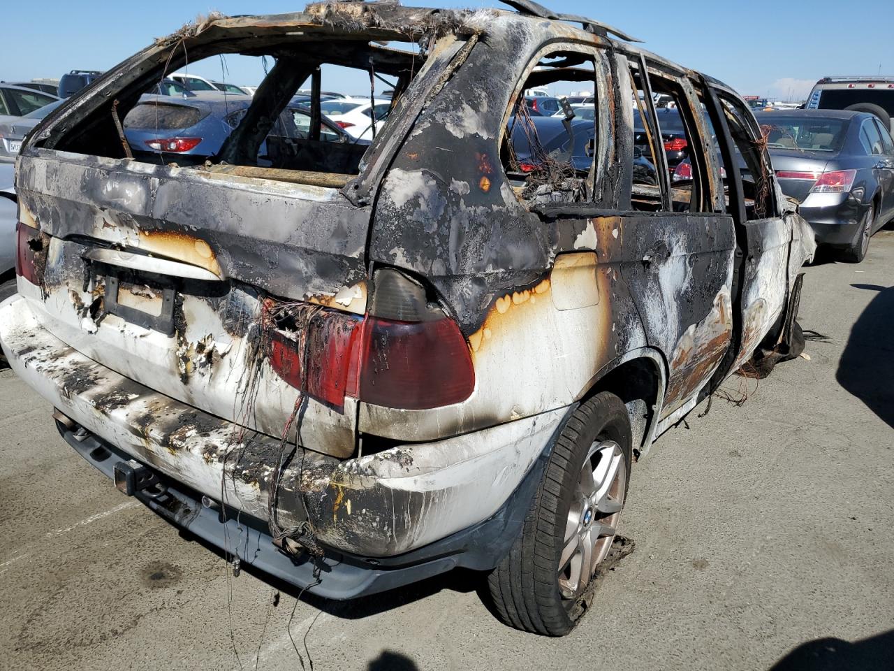 Obraz 3 z 2004 BMW X5 3.0I 2004 z VIN 5UXFA13524LU39501