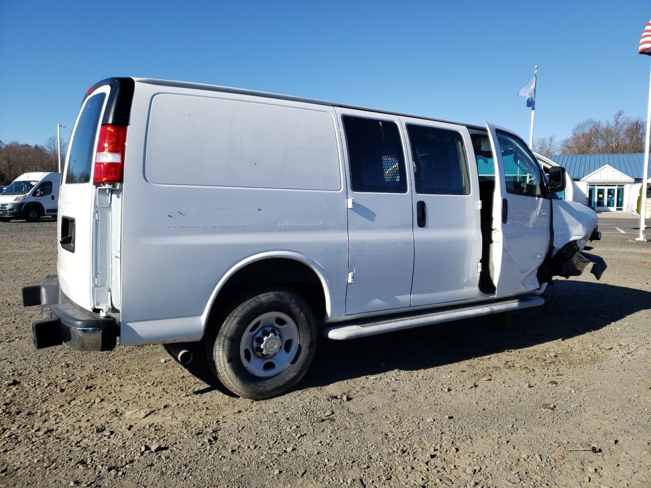 Obraz 3 z 2022 CHEVROLET EXPRESS G2500  2022 z VIN 1GCWGAFP3N1162254