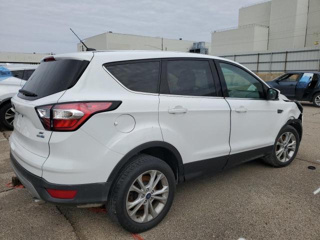 Image 3 of 2017 FORD ESCAPE SE 2017 with VIN 1FMCU9G93HUE75720