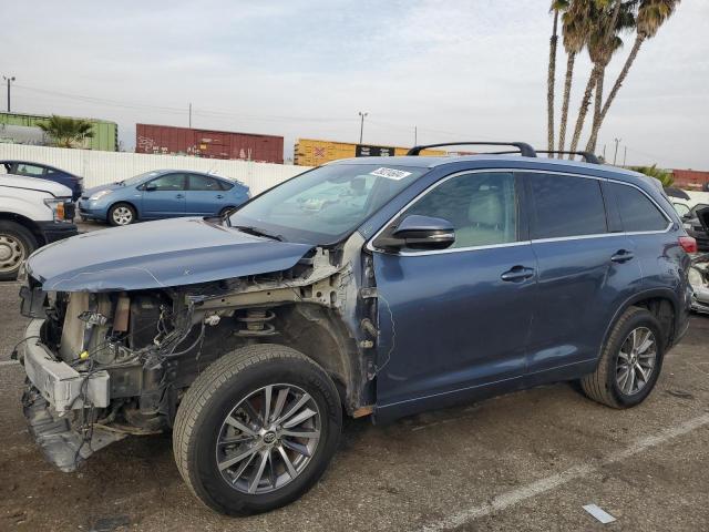 Image 1 of 2018 TOYOTA HIGHLANDER SE 2018 with VIN 5TDKZRFH6JS245688