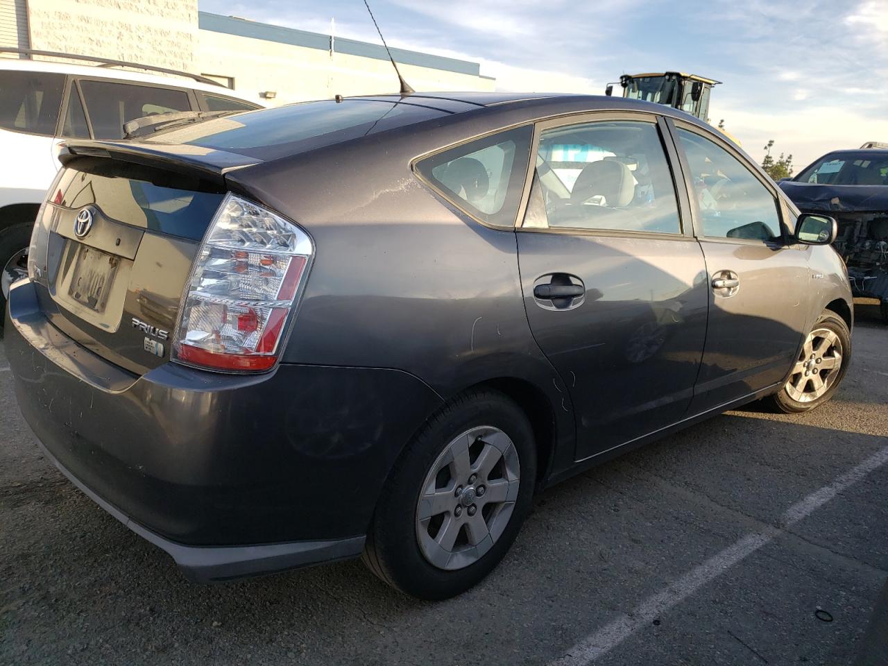 Image 3 of 2007 TOYOTA PRIUS  2007 with VIN JTDKB20U873259703