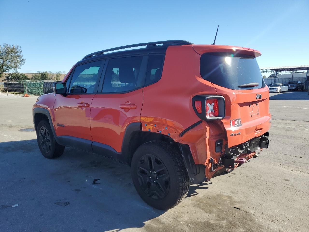 Изображение 2 2018 JEEP RENEGADE TRAILHAWK 2018 с VIN ZACCJBCB6JPH06372