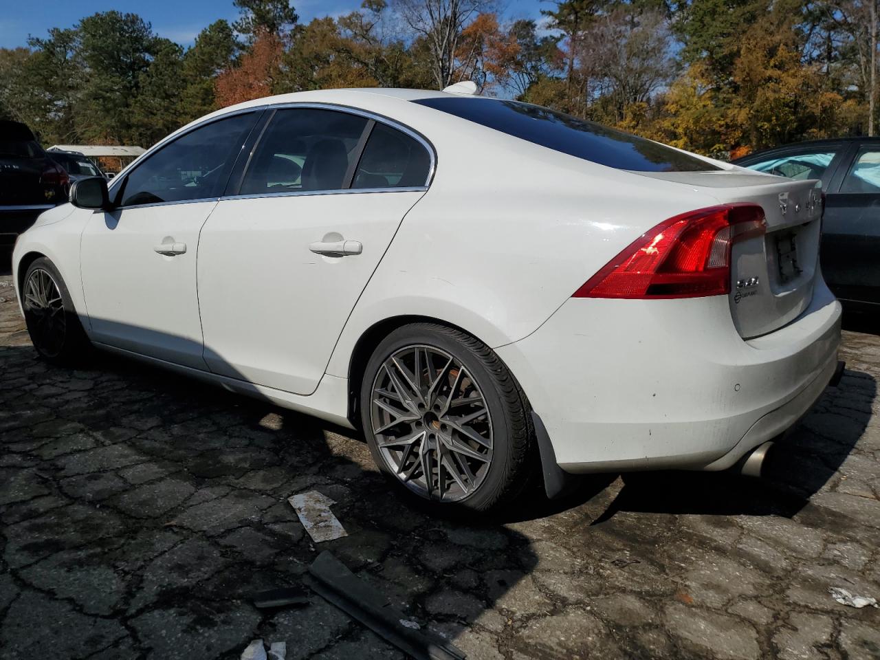 Obraz 2 z 2014 VOLVO S60 T6 2014 z VIN YV1902FH7E2274320