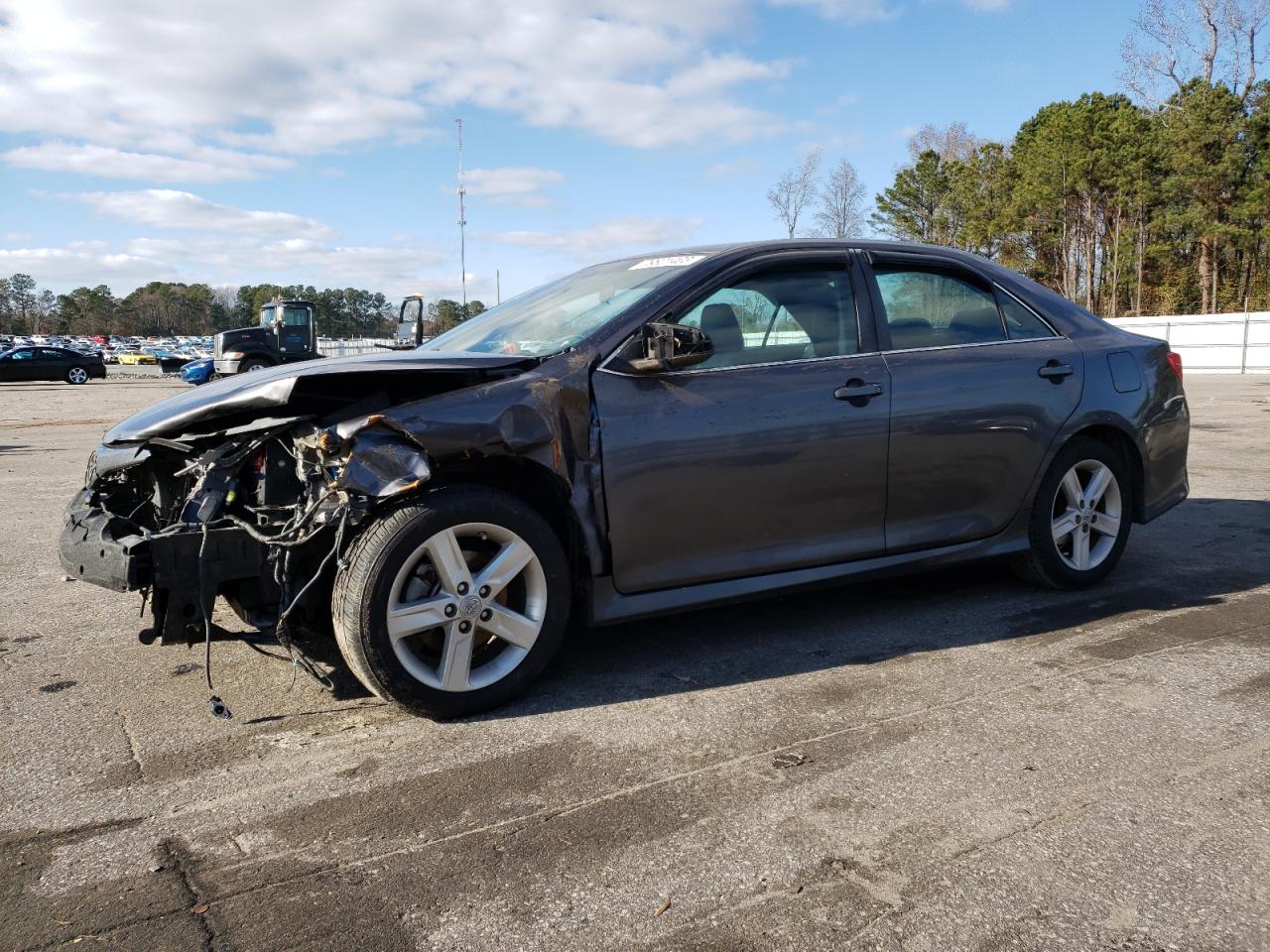Obraz 1 z 2012 TOYOTA CAMRY BASE 2012 z VIN 4T1BF1FK3CU152871