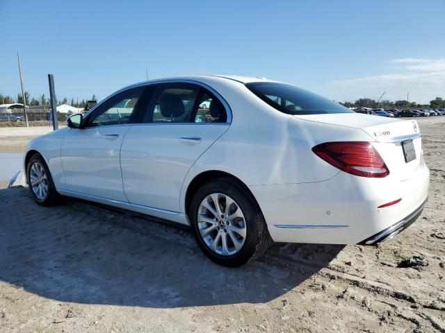 Obraz 2 z 2018 MERCEDES-BENZ E 300 4MATIC 2018 z VIN WDDZF4KB1JA370516