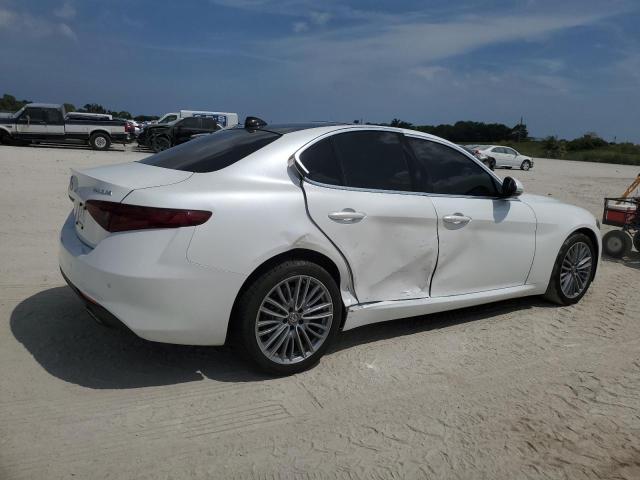 Image 3 of 2018 ALFA ROMEO GIULIA TI Q4 2018 with VIN ZARFAEEN9J7570277