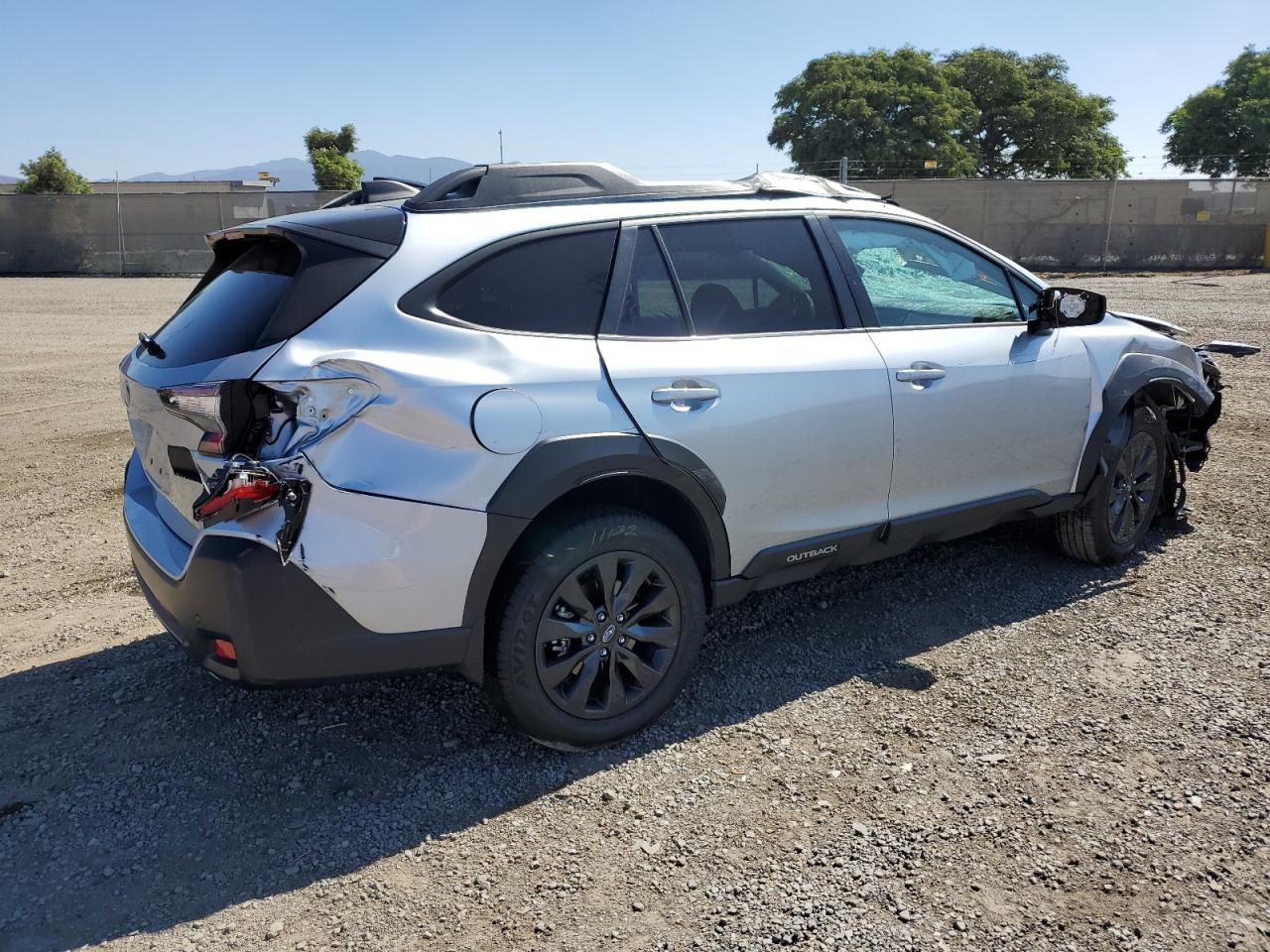 Изображение 3 2023 SUBARU OUTBACK ONYX EDITION 2023 с VIN 4S4BTALC6P3141901
