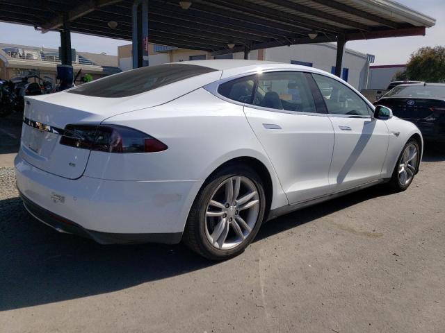 Obraz 3 z 2014 TESLA MODEL S  2014 z VIN 5YJSA1H18EFP33334