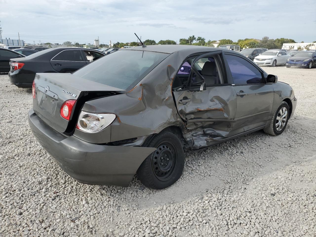 Изображение 3 2005 TOYOTA COROLLA CE 2005 с VIN 1NXBR32E75Z543625