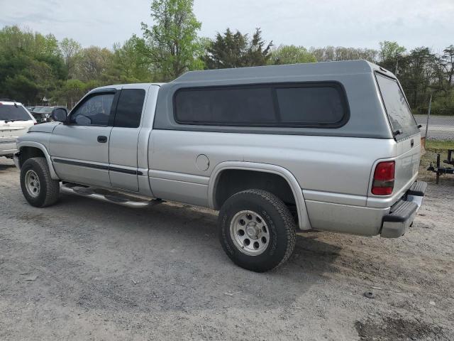 Изображение 2 2000 DODGE RAM 1500  2000 с VIN 1B7HF13Z7YJ141977