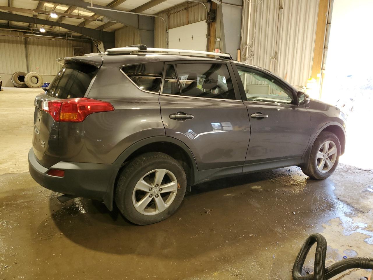 Изображение 3 2014 TOYOTA RAV4 XLE 2014 с VIN 2T3RFREV4EW193223