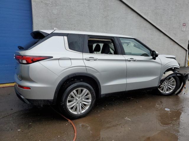 Изображение 3 2023 MITSUBISHI OUTLANDER ES 2023 с VIN JA4J3TA89PZ009569