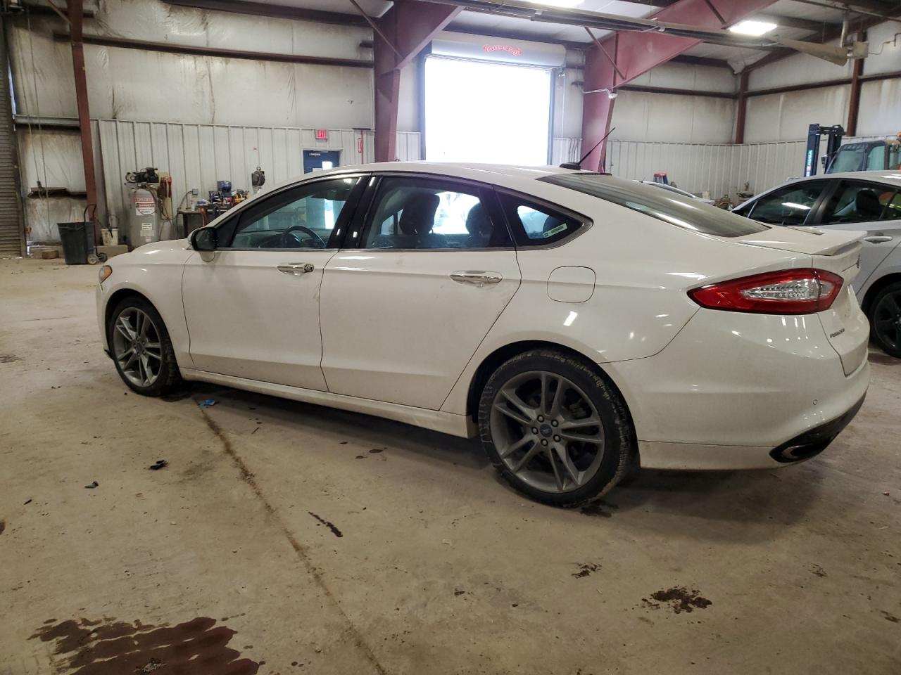 Изображение 2 2014 FORD FUSION TITANIUM 2014 с VIN 3FA6P0K95ER210348