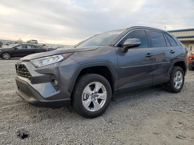 Image 1 of 2021 TOYOTA RAV4 XLE 2021 with VIN 2T3W1RFV9MC168480
