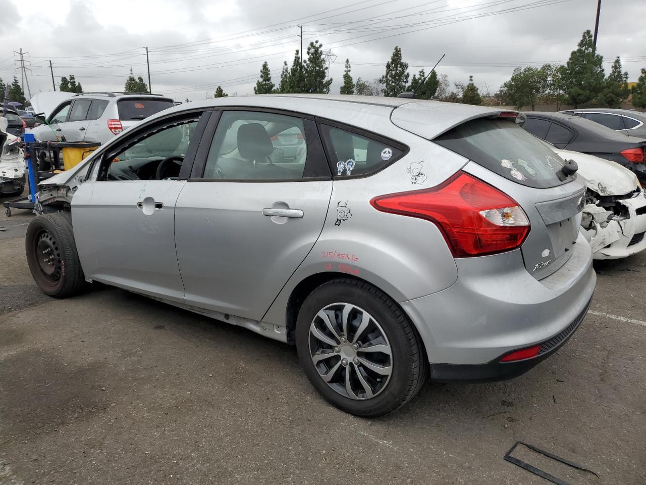 Изображение 2 2012 FORD FOCUS SE 2012 с VIN 1FAHP3K23CL195440