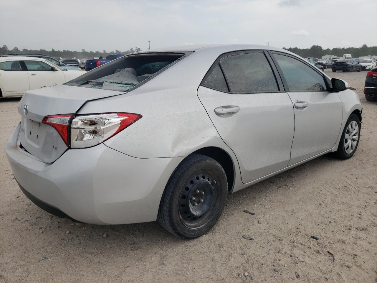Obraz 3 z 2016 TOYOTA COROLLA L 2016 z VIN 2T1BURHEXGC682595