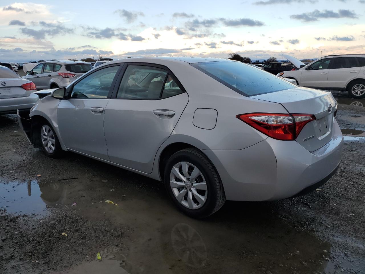 Изображение 2 2015 TOYOTA COROLLA L 2015 с VIN 5YFBURHE5FP268686