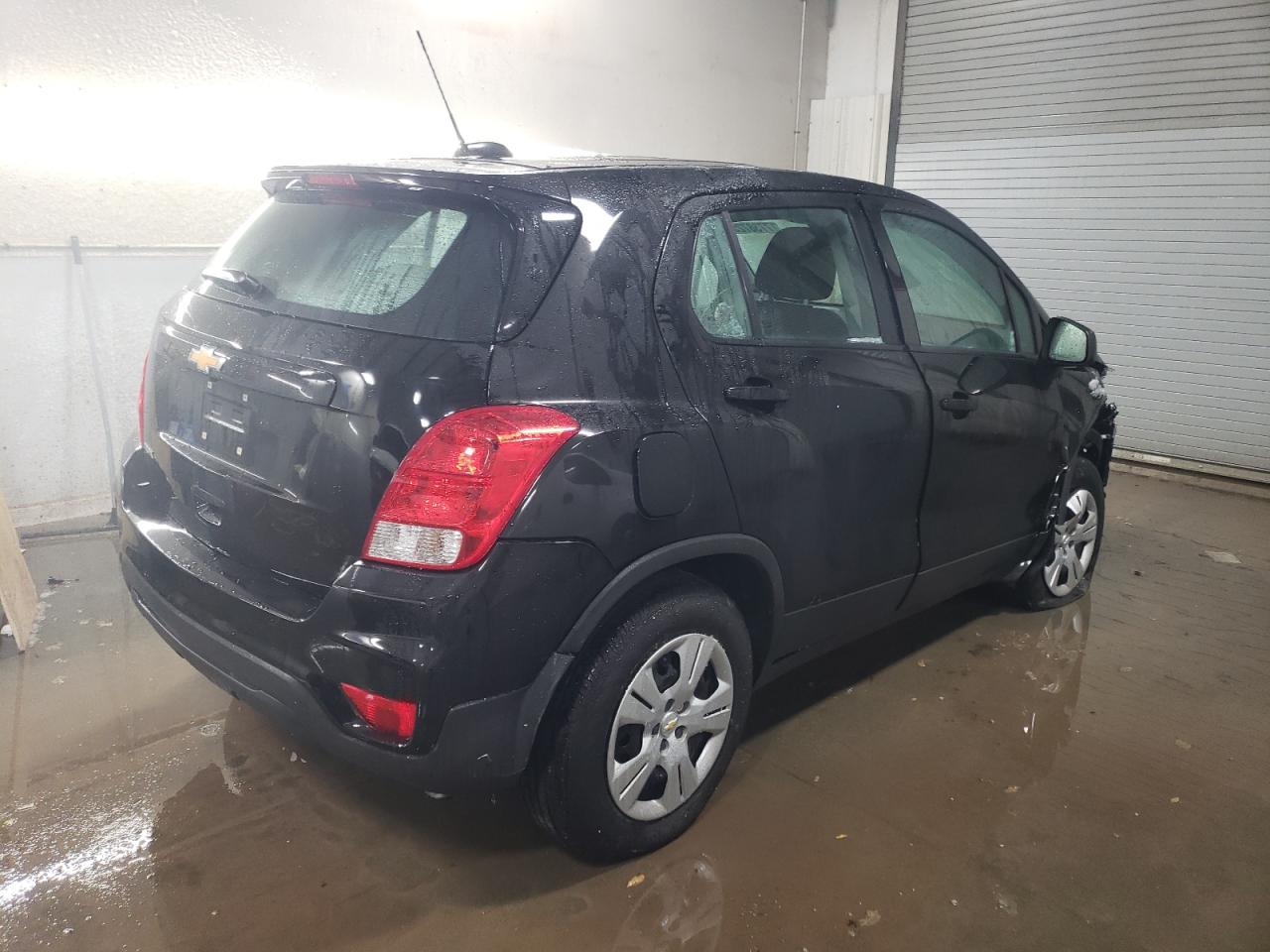 Изображение 3 2019 CHEVROLET TRAX LS 2019 с VIN 3GNCJKSB8KL113289