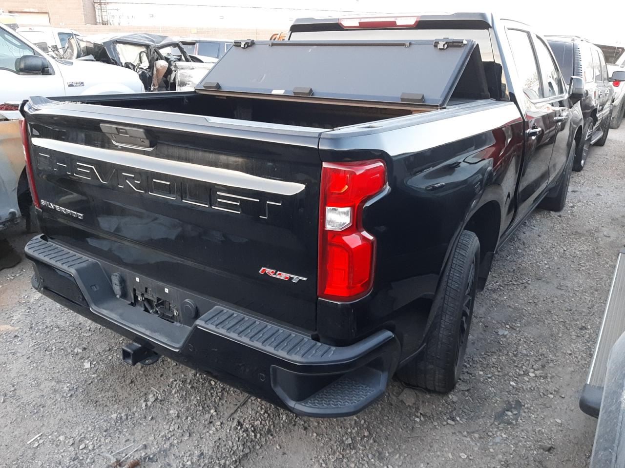 Изображение 3 2019 CHEVROLET SILVERADO C1500 RST 2019 с VIN 3GCPWDED4KG236553