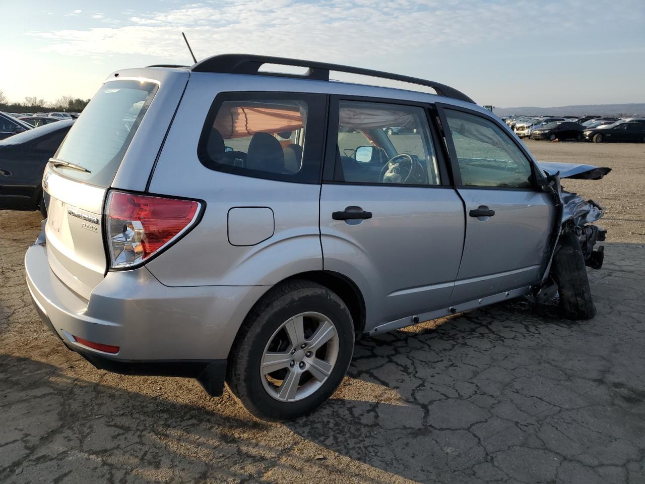 Изображение 3 2013 SUBARU FORESTER 2.5X 2013 с VIN JF2SHABC8DH441804