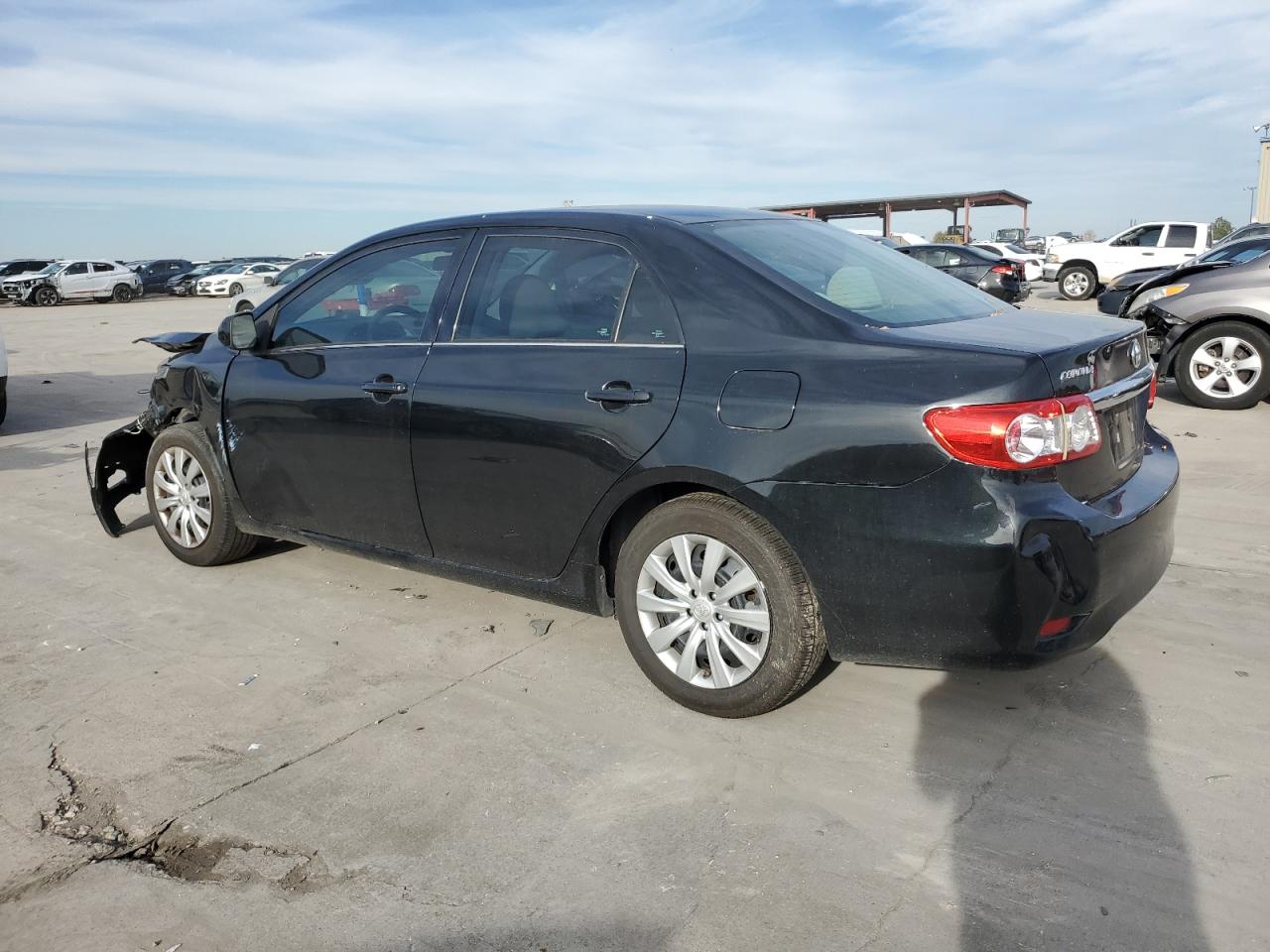 Image 2 of 2013 TOYOTA COROLLA BASE 2013 with VIN 5YFBU4EE5DP186364