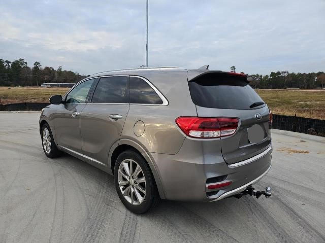 Image 3 of 2016 KIA SORENTO SX 2016 with VIN 5XYPK4A57GG102846