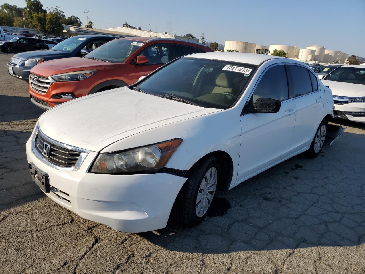 Obraz 1 z 2010 HONDA ACCORD LX 2010 z VIN 1HGCP2F32AA133880
