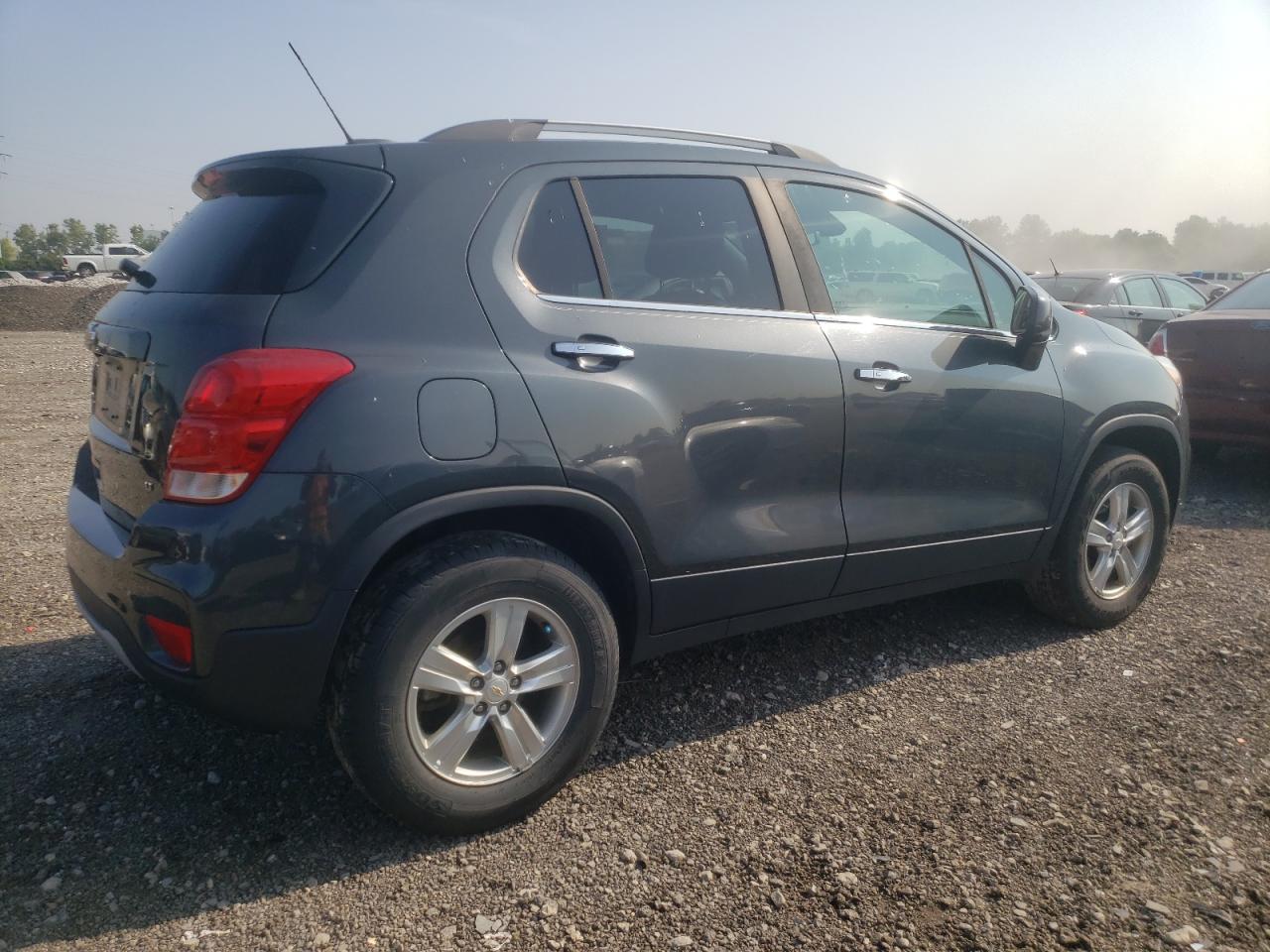 Image 3 of 2018 CHEVROLET TRAX 1LT 2018 with VIN KL7CJPSB7JB618694