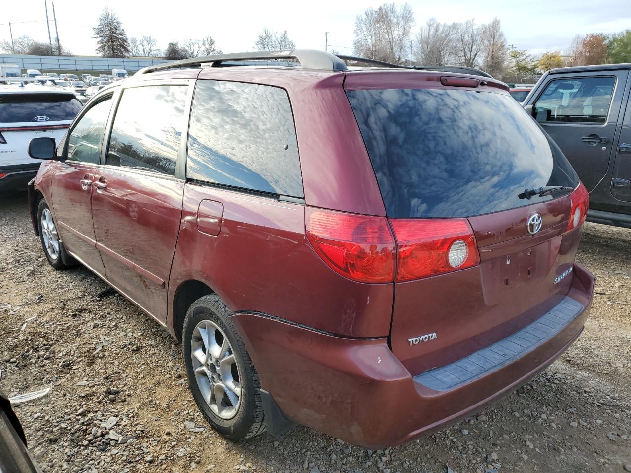 Изображение 2 2006 TOYOTA SIENNA XLE 2006 с VIN 5TDZA22C96S499796