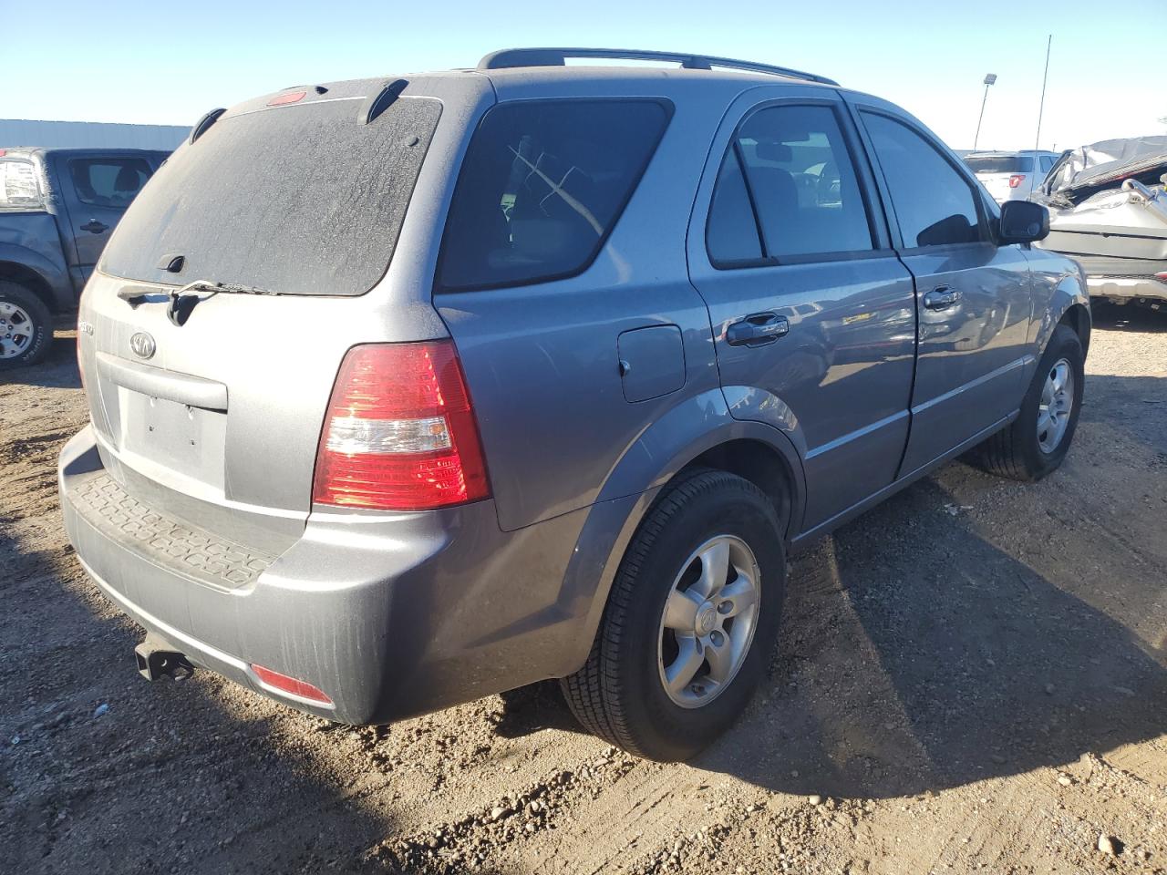 Изображение 3 2009 KIA SORENTO LX 2009 с VIN KNDJC735X95870382