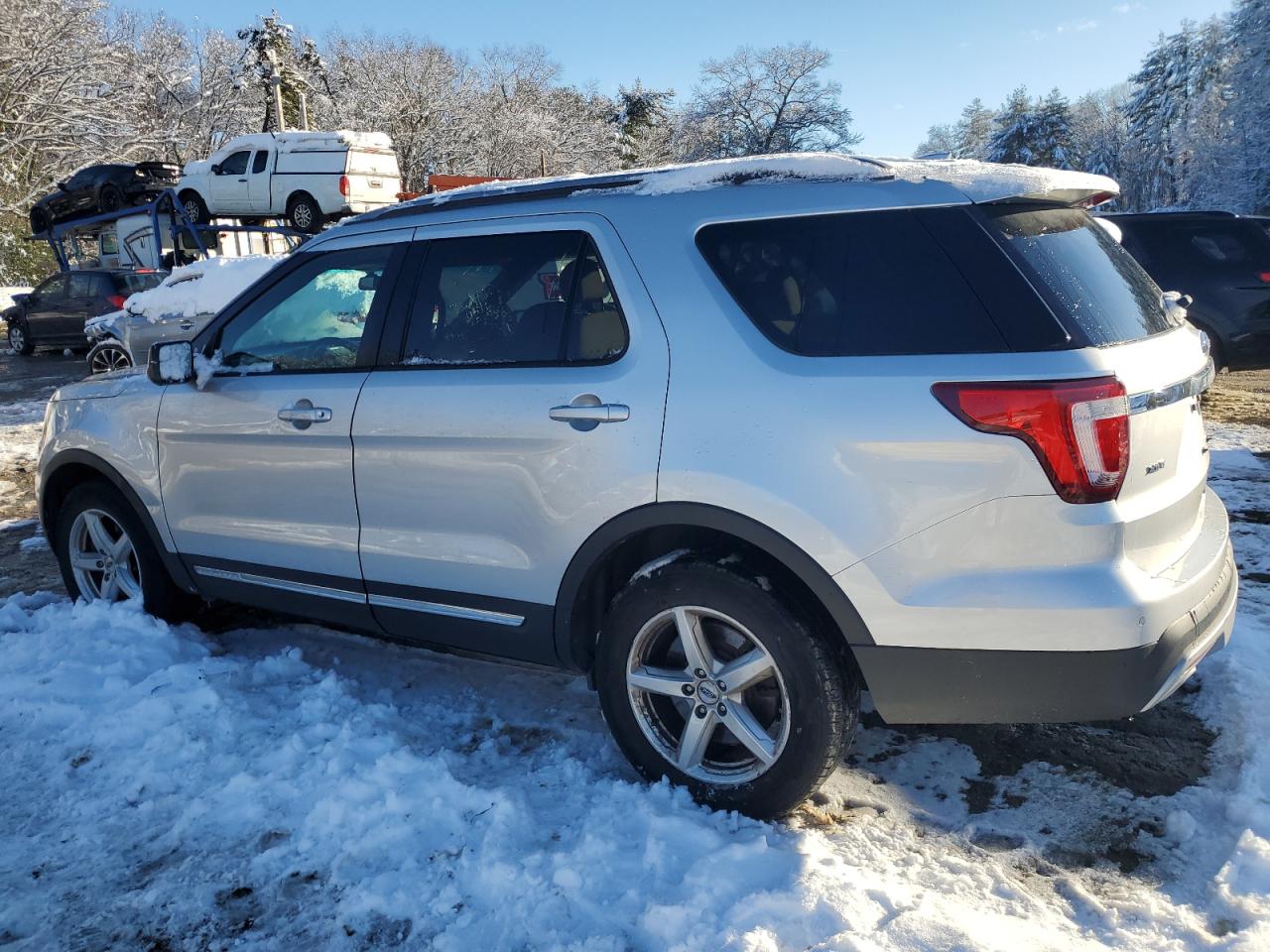 Obraz 2 z 2016 FORD EXPLORER XLT 2016 z VIN 1FM5K8D83GGC19126