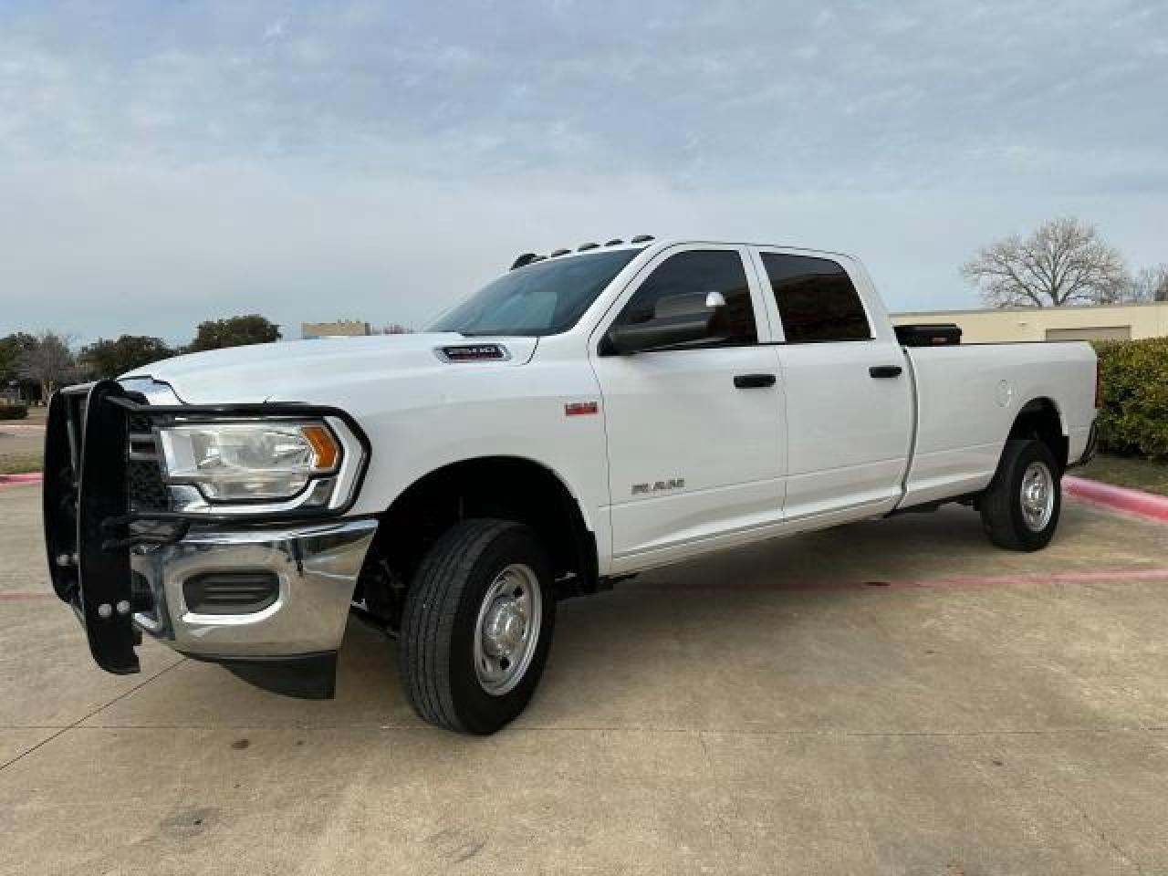 Изображение 2 2021 RAM 2500 TRADESMAN 2021 с VIN 3C6UR5HJ8MG620735
