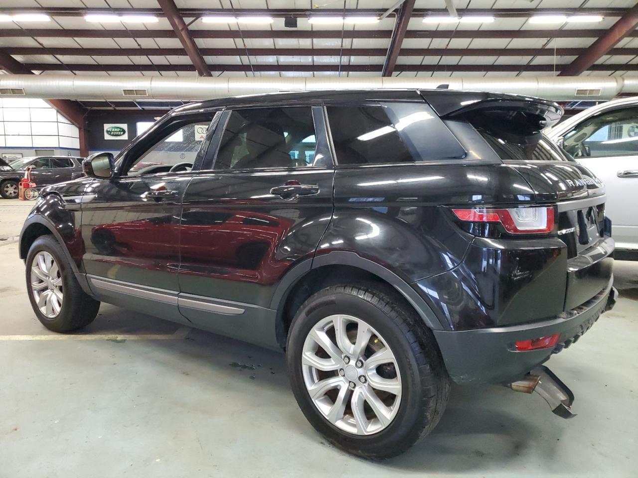 Изображение 2 2016 LAND ROVER RANGE ROVER EVOQUE SE 2016 с VIN SALVP2BG2GH143799