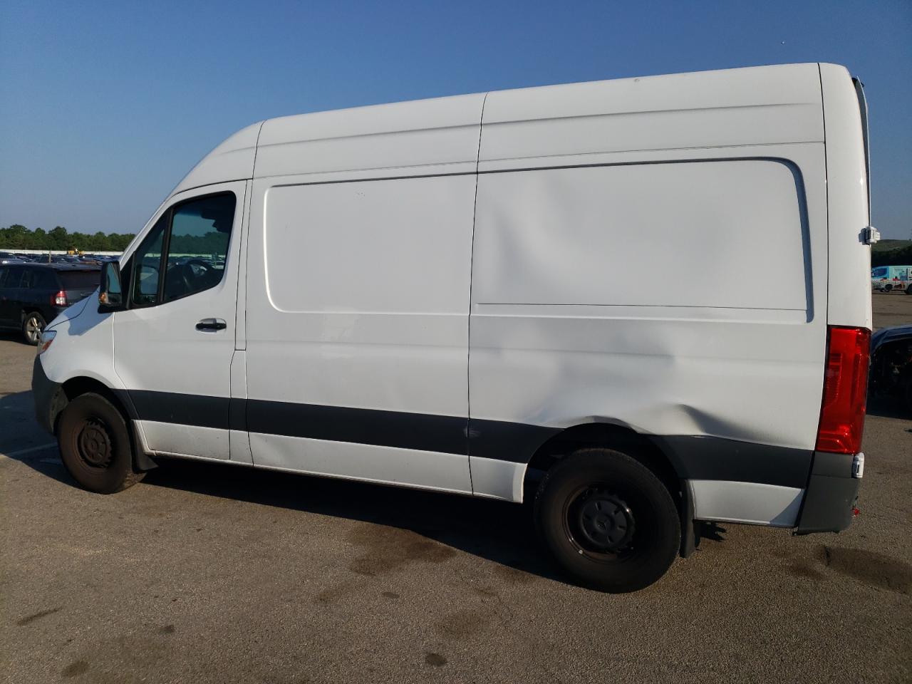 Image 2 of 2021 MERCEDES-BENZ SPRINTER 2500 2021 with VIN W1W4DBHY6MT048476