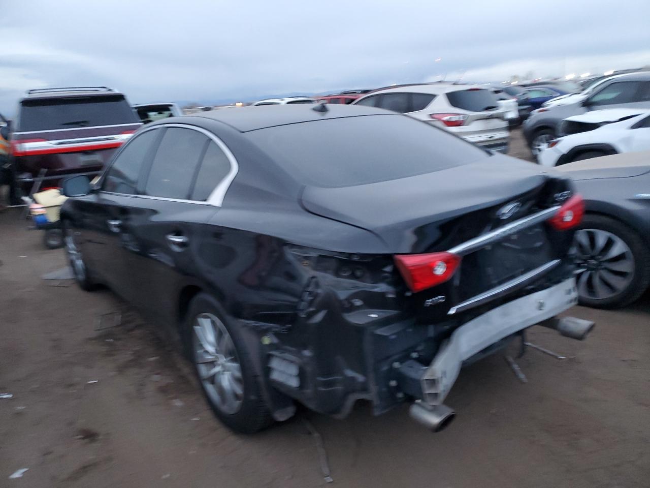 Изображение 2 2015 INFINITI Q50 BASE 2015 с VIN JN1BV7AR9FM415421