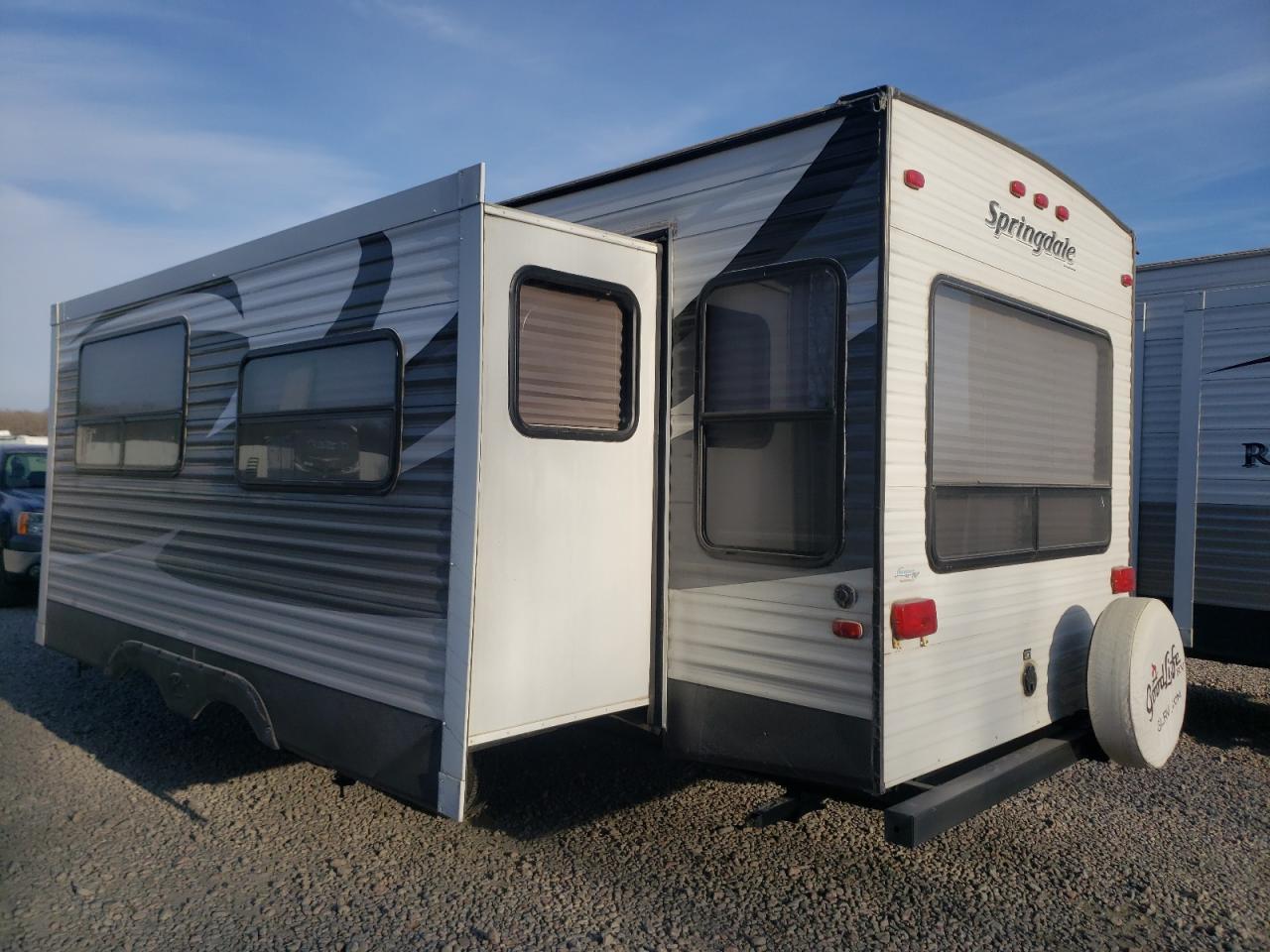 Изображение 3 2015 KEYSTONE SPRINGDALE 2015 с VIN 4YDT26629F3101657