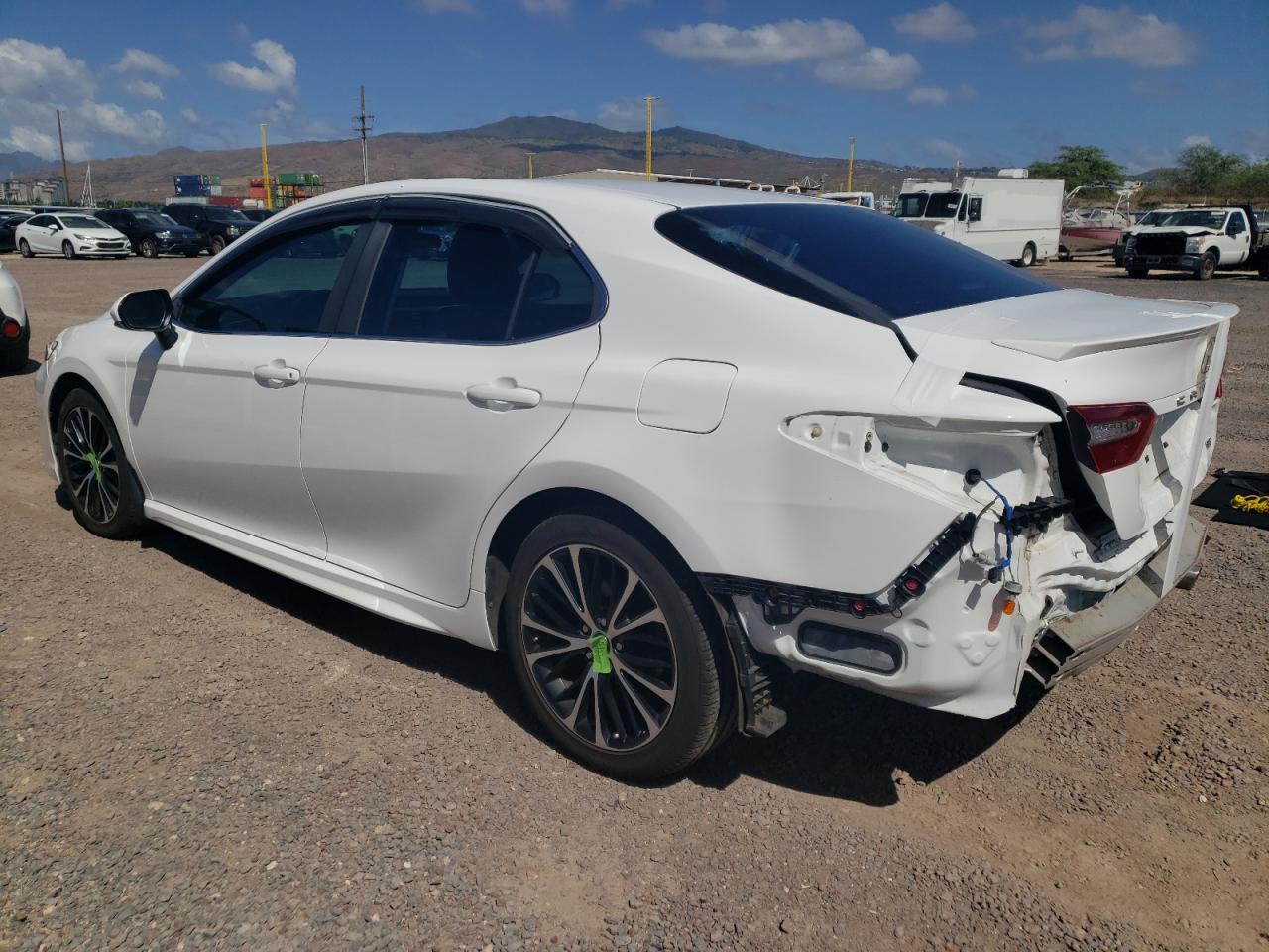 Image 2 of 2018 TOYOTA CAMRY L 2018 with VIN 4T1B11HK3JU064296