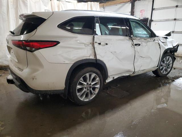 Image 3 of 2021 TOYOTA HIGHLANDER LIMITED 2021 with VIN 5TDDZRBH5MS121771